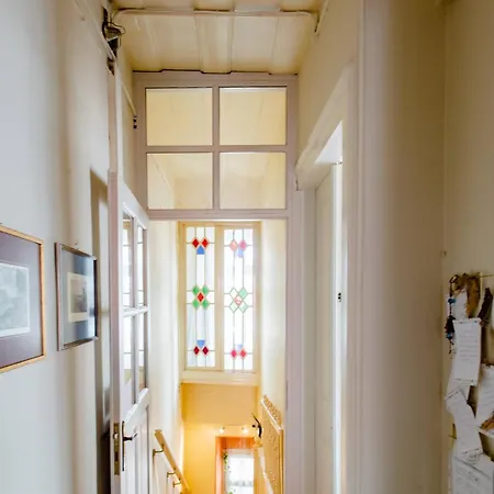 Fli I N' Ii Family Listed Since 1850 *