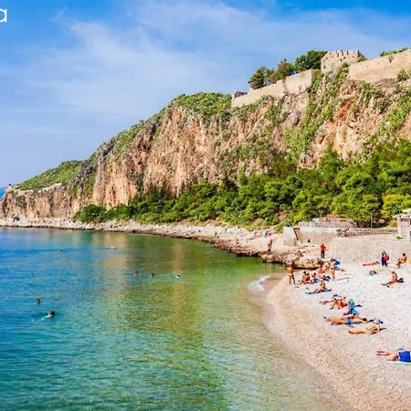 度假居 Fli I N' Ii Family Listed Since 1850