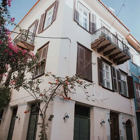 Проживание в семье Fli I N' Ii Family Listed Since 1850 Нафплион