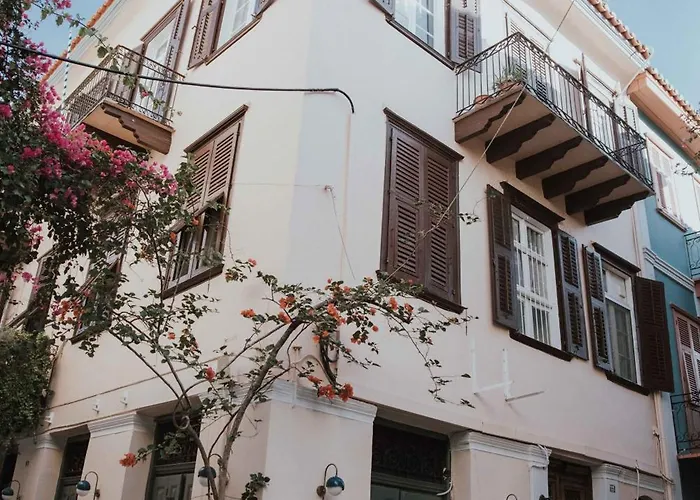 Проживание в семье Fli I N' Ii Family Listed Since 1850 Нафплион